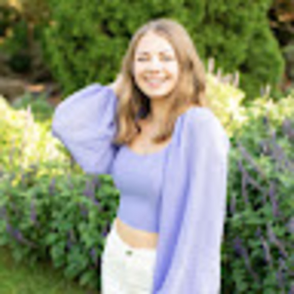 Meet your Posher, Paige - Picture 1 of 1